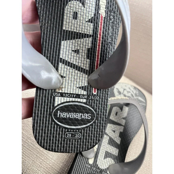 havaianas flip flops boys 13c Or 1 Y Star Wars black summer sandals - Picture 6 of 6
